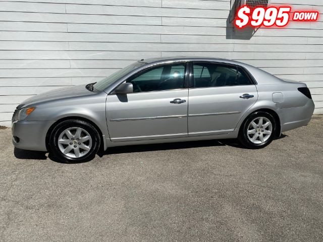 Toyota Avalon Vehicle Image 02