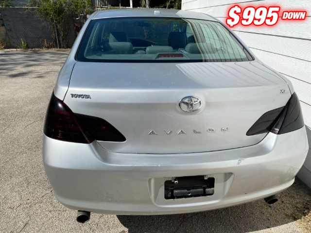 Toyota Avalon Vehicle Image 04