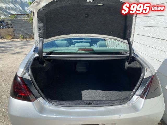 Toyota Avalon Vehicle Image 05