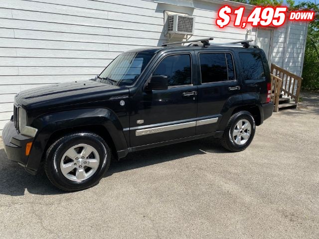 Jeep Liberty Vehicle Image 02