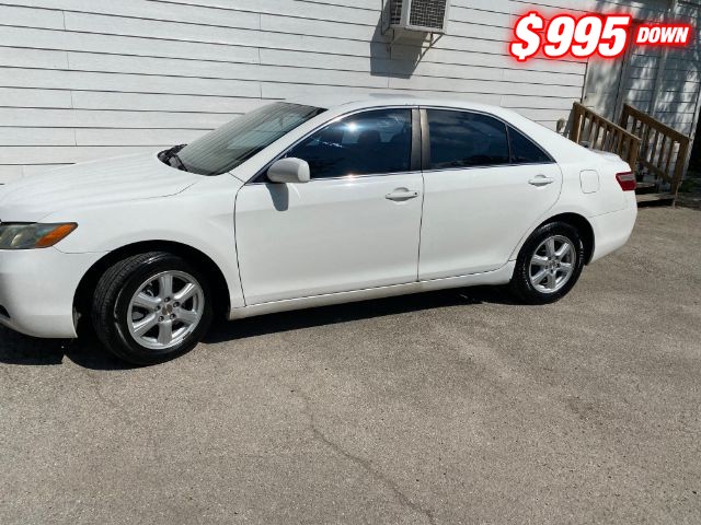 Toyota Camry Vehicle Image 02