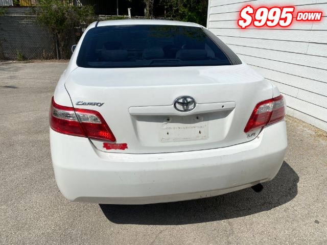 Toyota Camry Vehicle Image 04