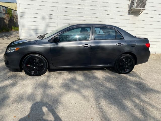 Toyota Corolla Vehicle Image 02