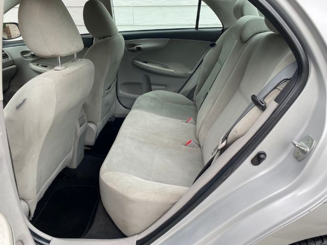 Toyota Corolla Vehicle Image 06