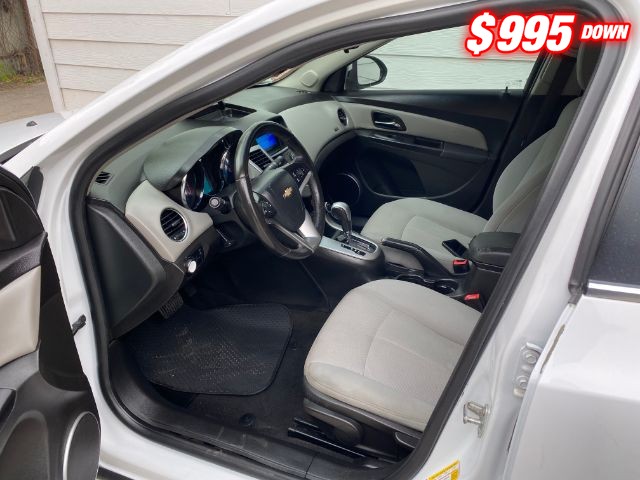 Chevrolet Cruze Vehicle Image 06