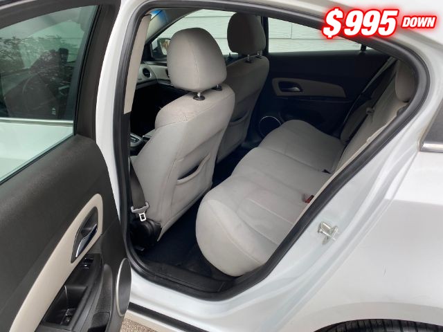 Chevrolet Cruze Vehicle Image 07