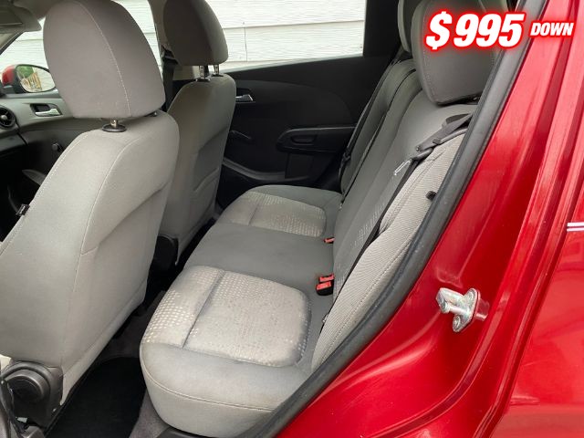 Chevrolet Sonic Vehicle Image 06