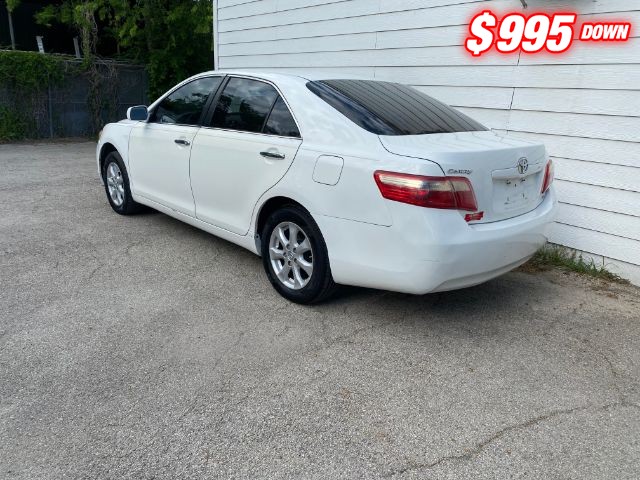 Toyota Camry Vehicle Image 03