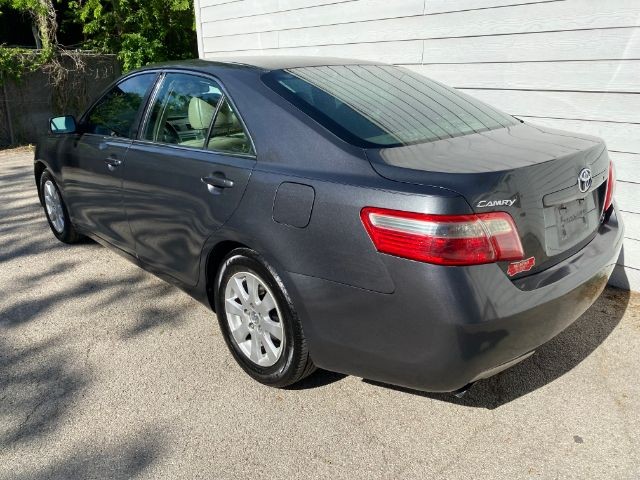 Toyota Camry Vehicle Image 03