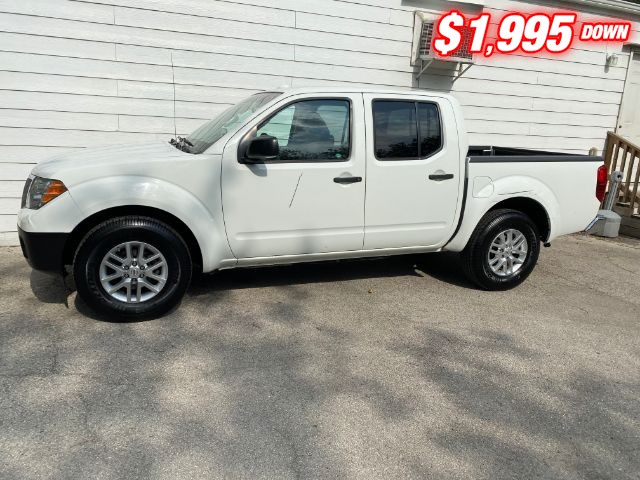 Nissan Frontier Vehicle Full-screen Gallery Image 02