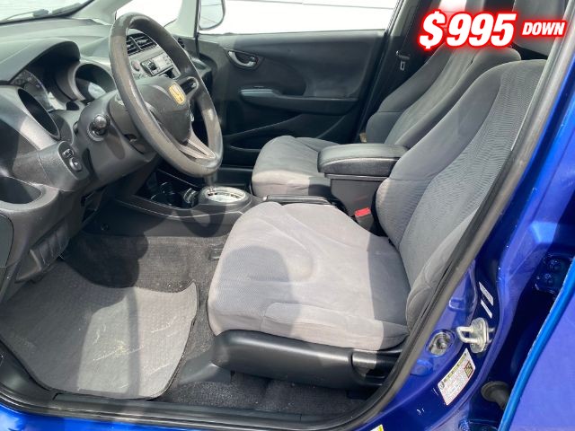 Honda Fit Vehicle Full-screen Gallery Image 05