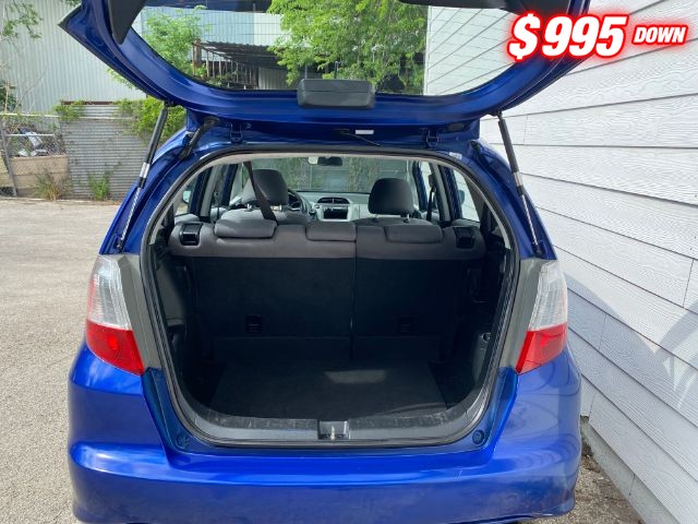 Honda Fit Vehicle Full-screen Gallery Image 07