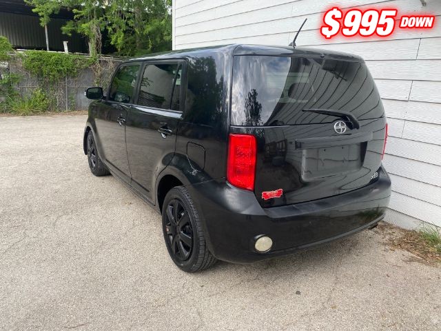Scion xB Vehicle Image 03