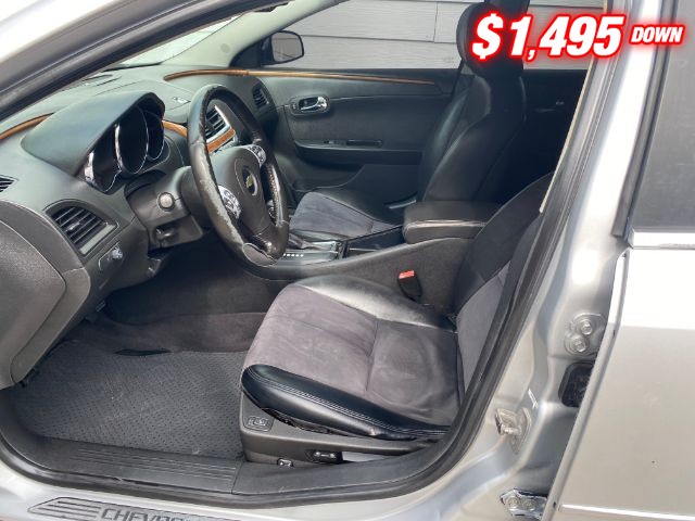 Chevrolet Malibu Vehicle Image 05