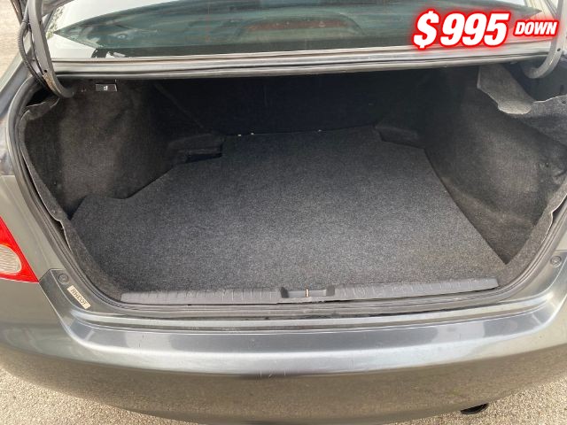 Honda Civic Sedan Vehicle Image 05