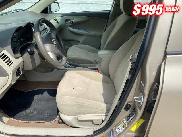 Toyota Corolla Vehicle Image 05