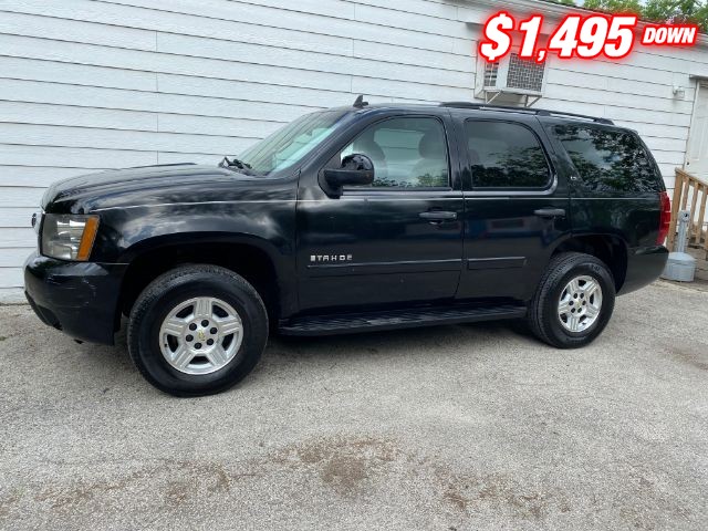 Chevrolet Tahoe Vehicle Image 02
