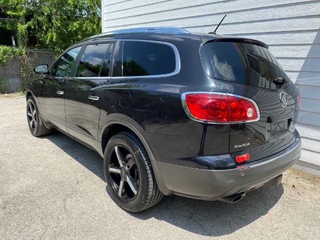 Buick Enclave Vehicle Image 03