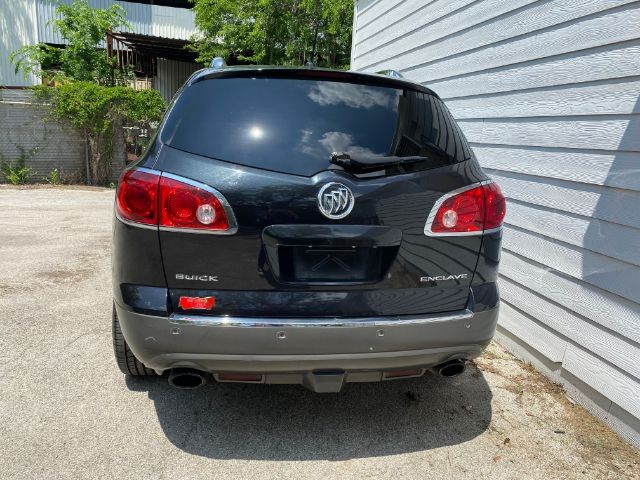 Buick Enclave Vehicle Image 04