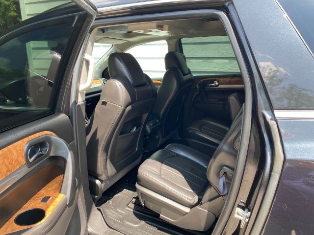 Buick Enclave Vehicle Image 06