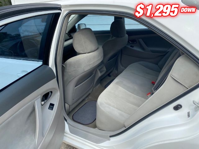 Toyota Camry Vehicle Image 06