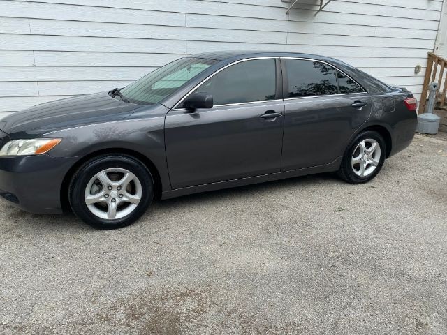 Toyota Camry Vehicle Image 02