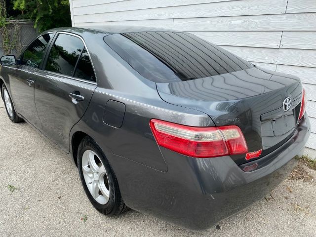 Toyota Camry Vehicle Image 03