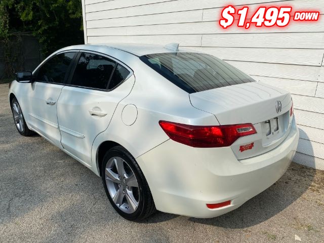 Acura ILX Vehicle Image 03