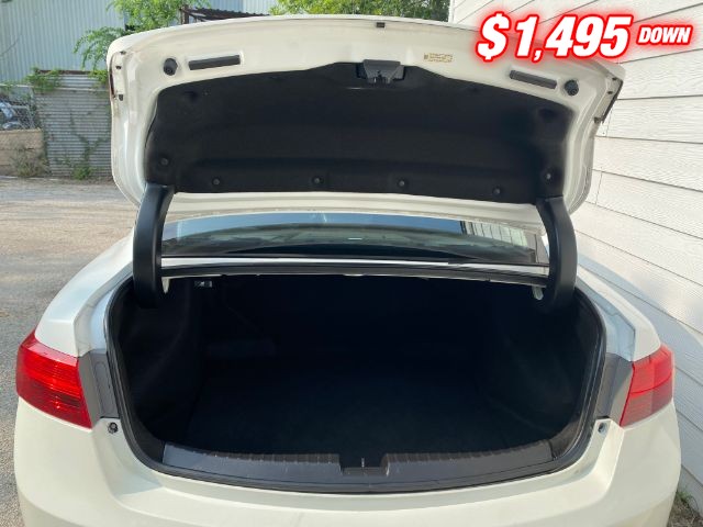 Acura ILX Vehicle Image 07