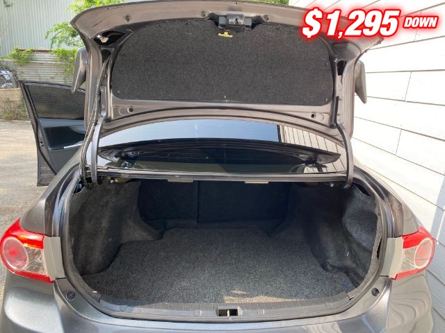 Toyota Corolla Vehicle Image 04