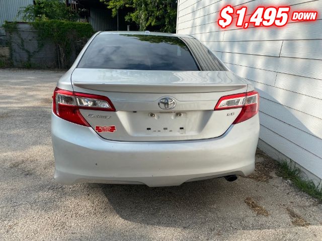 Toyota Camry Vehicle Image 04