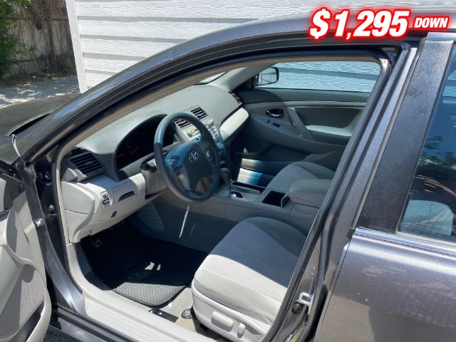 Toyota Camry Vehicle Image 06
