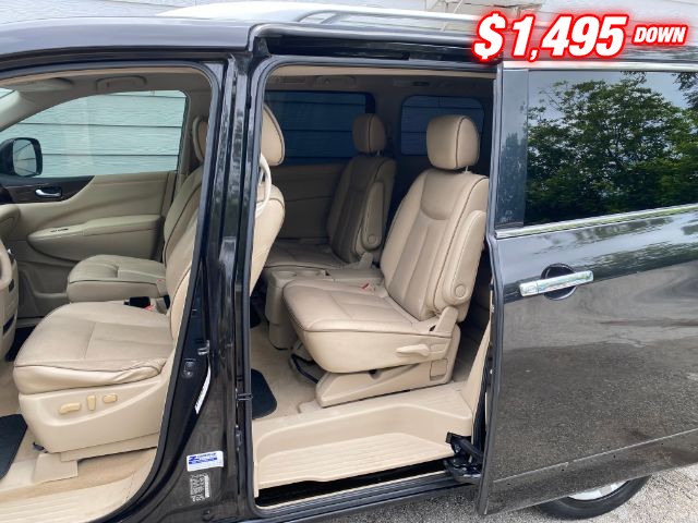Nissan Quest Vehicle Image 07