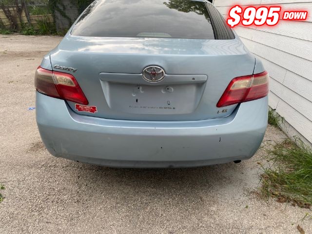 Toyota Camry Vehicle Image 03