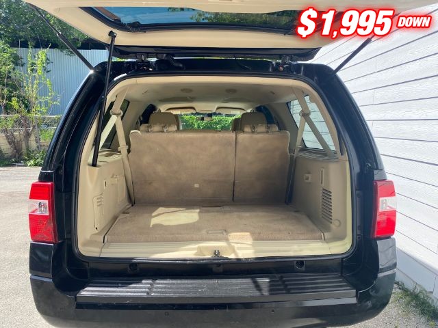 Ford Expedition EL Vehicle Image 07