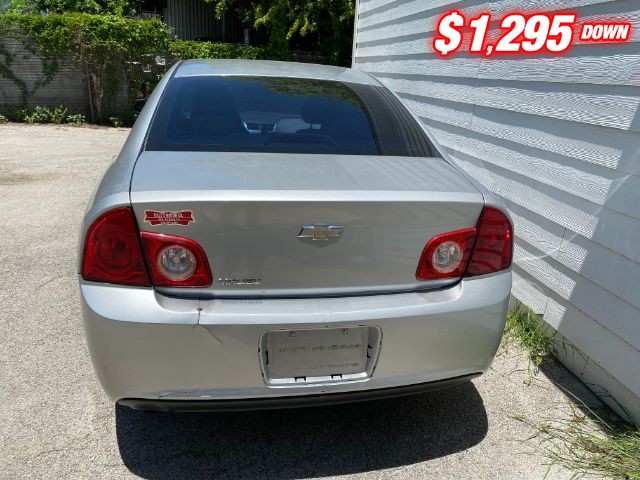 Chevrolet Malibu Vehicle Image 04