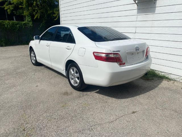 Toyota Camry Vehicle Image 03