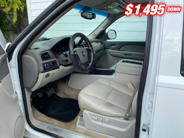 Chevrolet Tahoe Vehicle Image 05