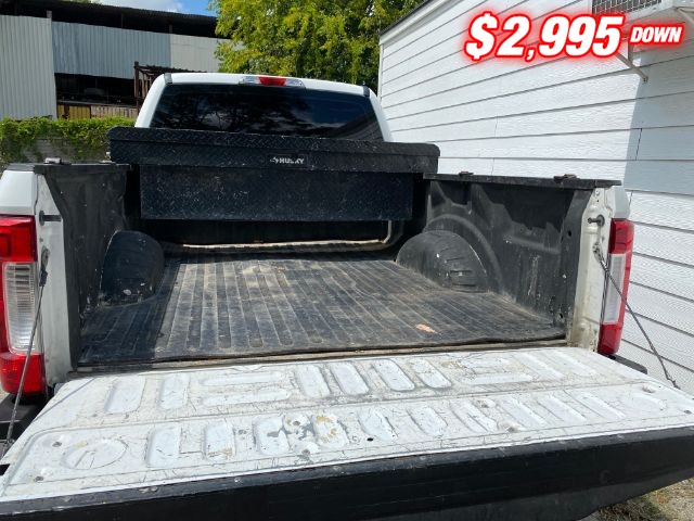 Ford Super Duty F-250 SRW Vehicle Image 04