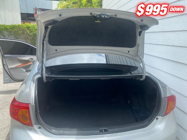 Toyota Corolla Vehicle Image 05