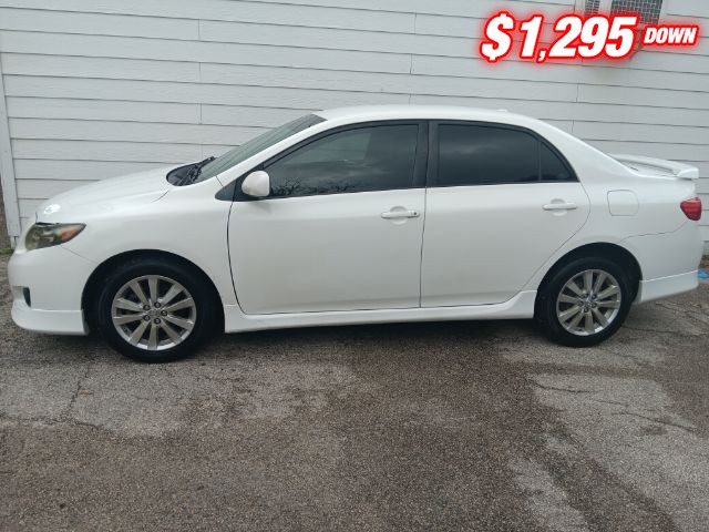 Toyota Corolla Vehicle Image 02