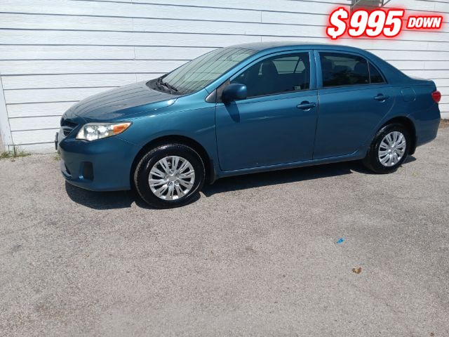 Toyota Corolla Vehicle Image 02