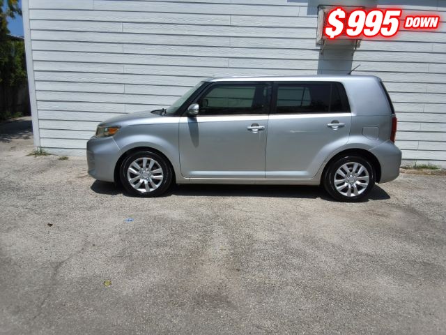 Scion xB Vehicle Image 02