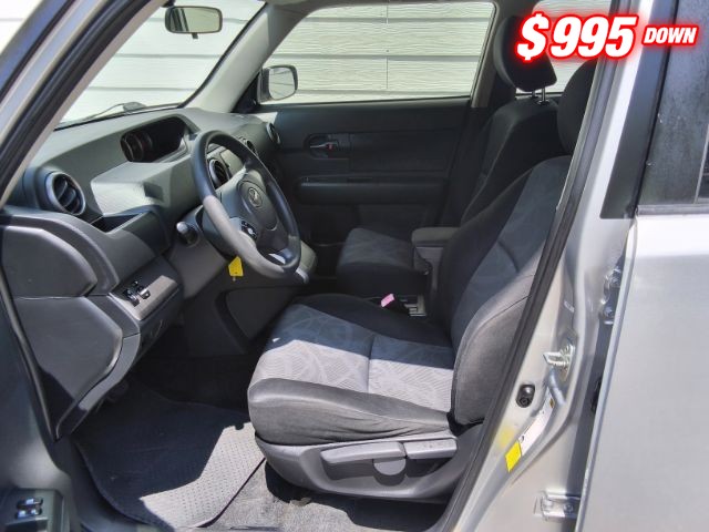 Scion xB Vehicle Image 05
