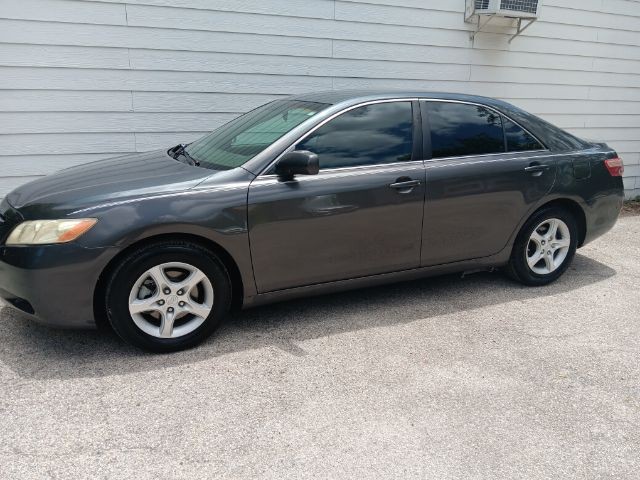 Toyota Camry Vehicle Image 02