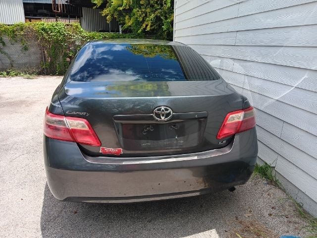 Toyota Camry Vehicle Image 04