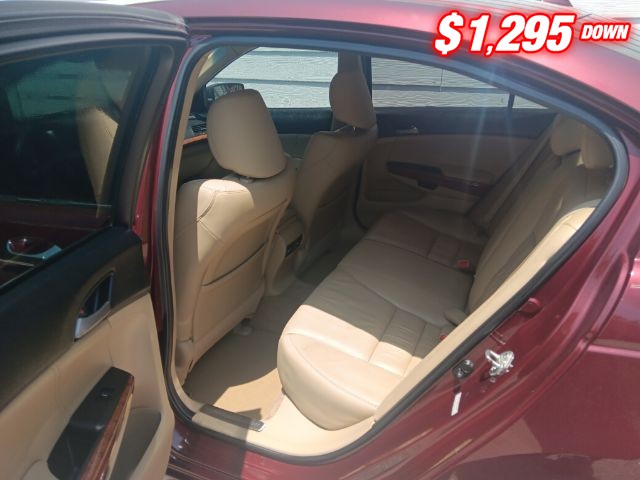 Honda Accord Sedan Vehicle Image 07