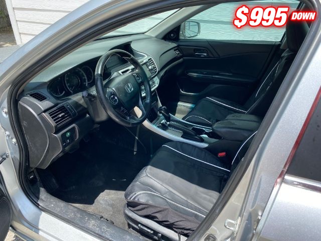 Honda Accord Sedan Vehicle Image 06