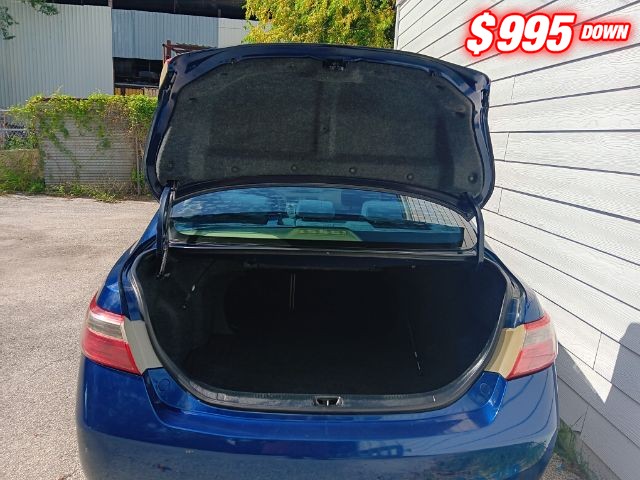 Toyota Camry Vehicle Image 05