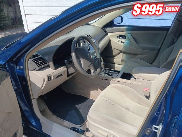 Toyota Camry Vehicle Image 06